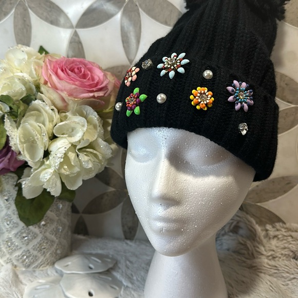 NWT Beanie Knitted Hat - Picture 1 of 5